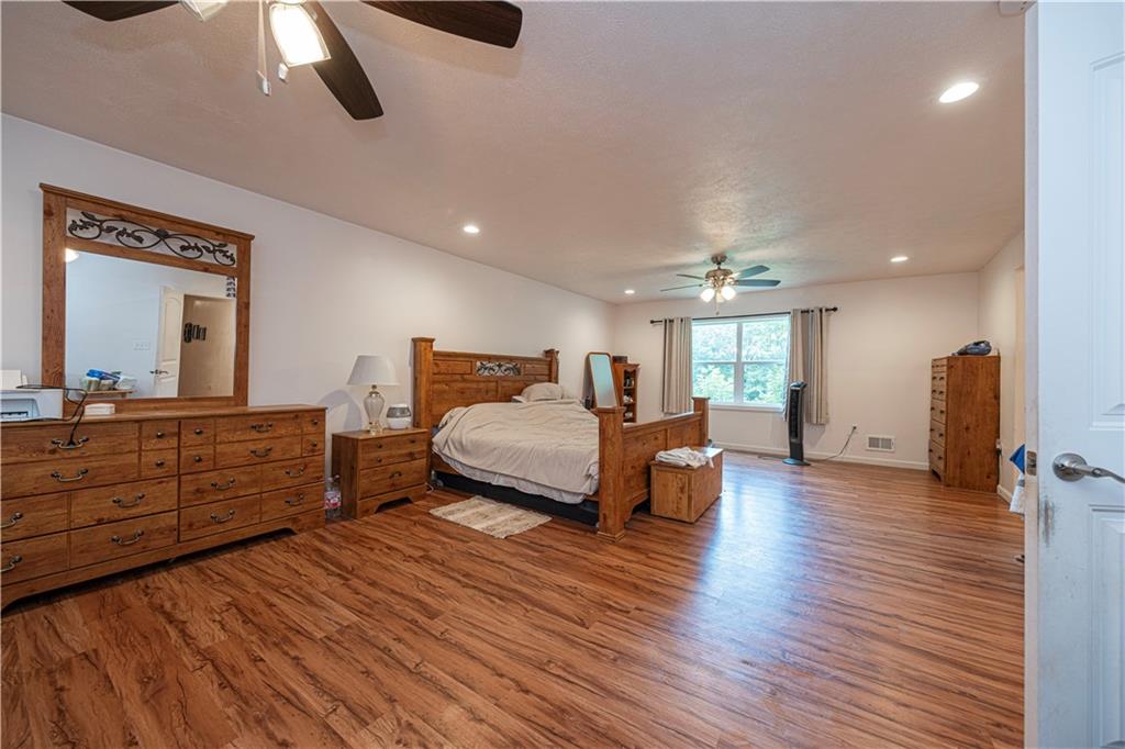 135 Devils Den Road Burgettstown, PA 15021 - Photo 14 of 45 Gallery Image 14