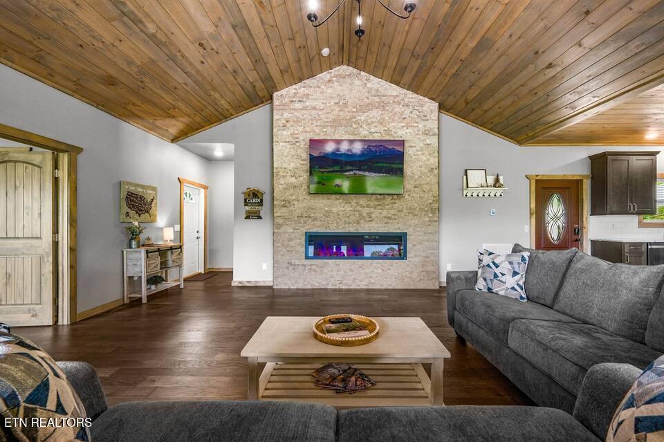 3321 Grouse Ridge Lane Sevierville, TN 37862 - Photo 15 of 36 beaf47f7-c517-468e-b8c0-57c990aebc8a