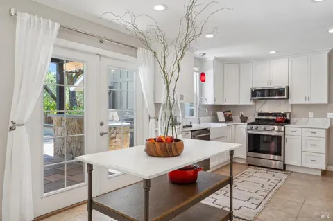 $1,825,000 | 4880 Warm Springs Road, Glen Ellen, CA 95442