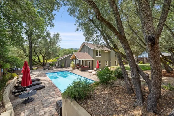 $1,825,000 | 4880 Warm Springs Road, Glen Ellen, CA 95442