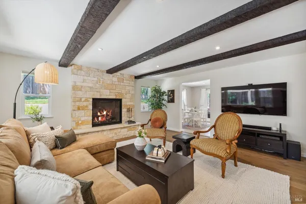 $1,825,000 | 4880 Warm Springs Road, Glen Ellen, CA 95442