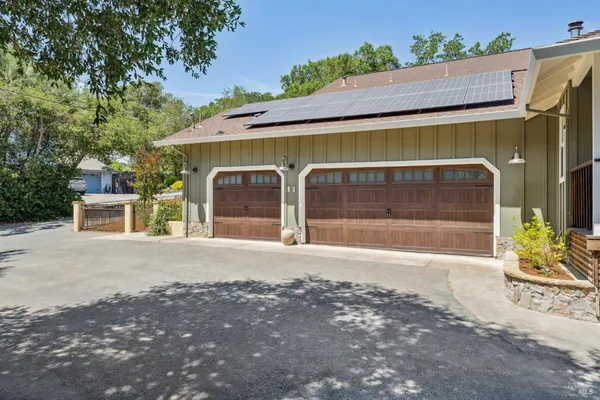$1,825,000 | 4880 Warm Springs Road, Glen Ellen, CA 95442