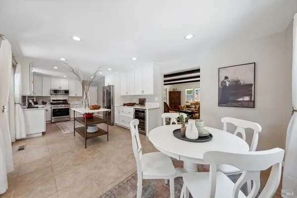 $1,825,000 | 4880 Warm Springs Road, Glen Ellen, CA 95442