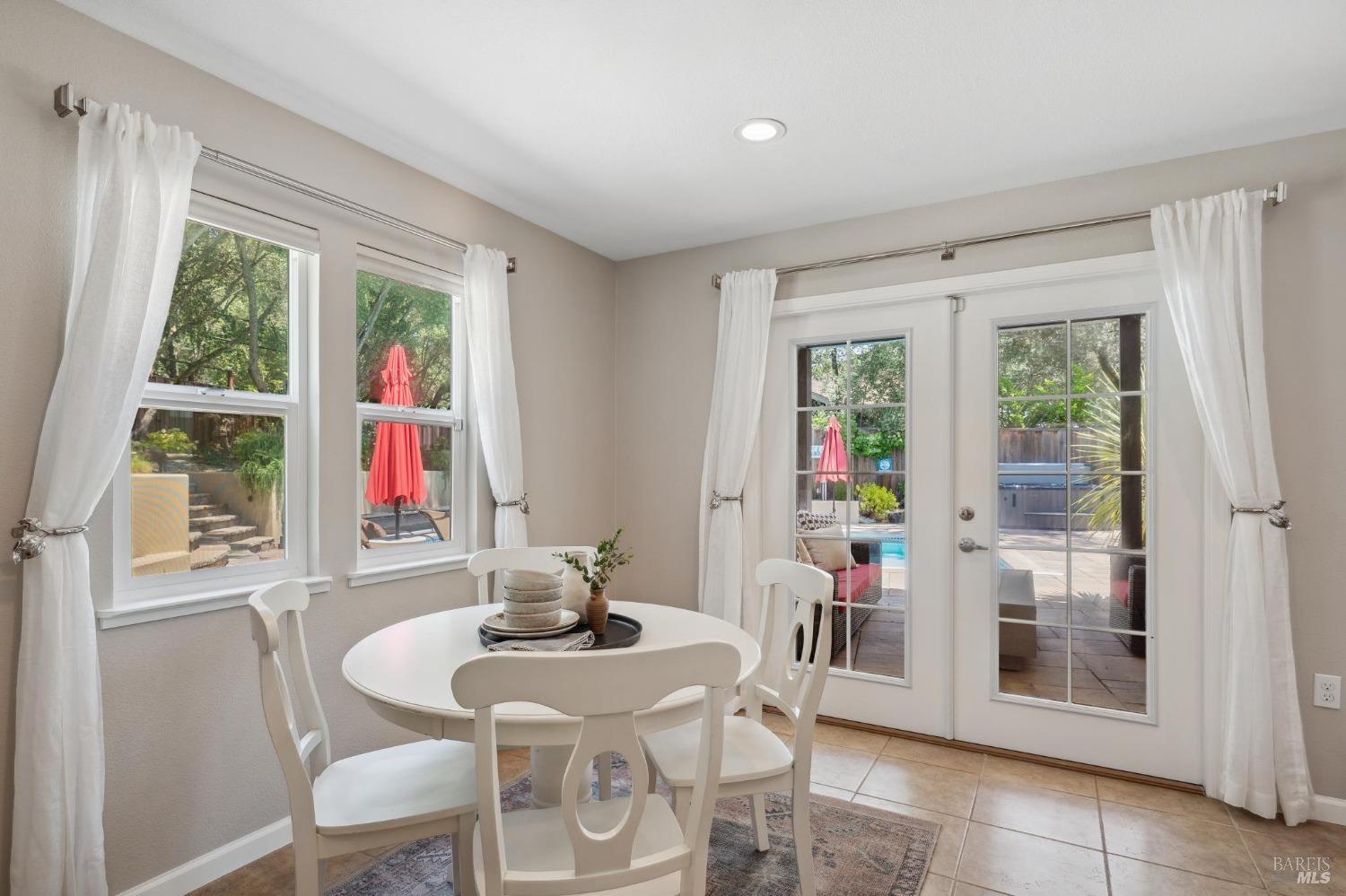 4880 Warm Springs Road Glen Ellen, CA 95442 - Photo 8 of 43