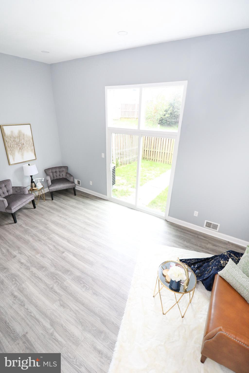 2309 Ravensdon Court Reston, VA 20191 - Photo 27 of 76 Spacious Living room