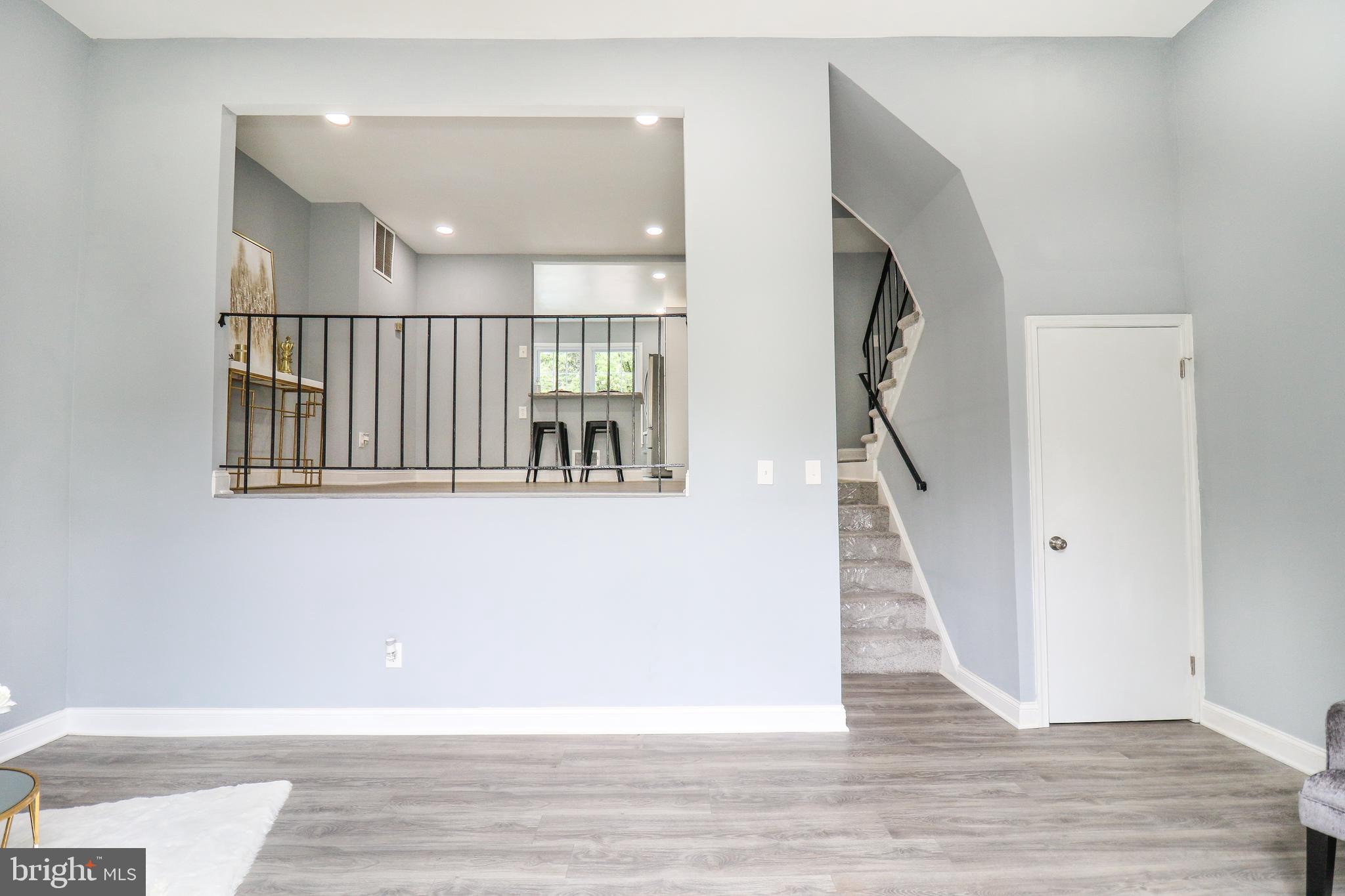 2309 Ravensdon Court Reston, VA 20191 - Photo 30 of 76 Spacious Living room