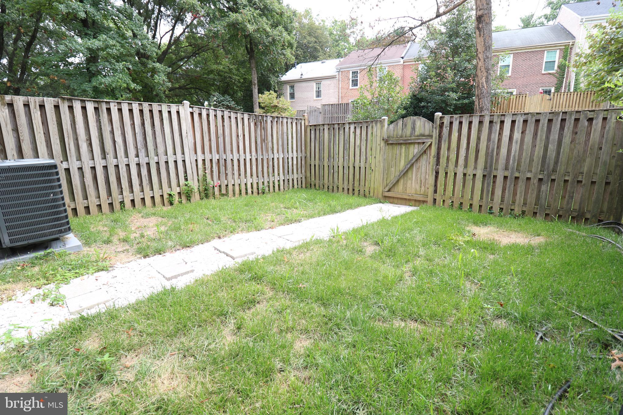 2309 Ravensdon Court Reston, VA 20191 - Photo 75 of 76 Spacious backyard