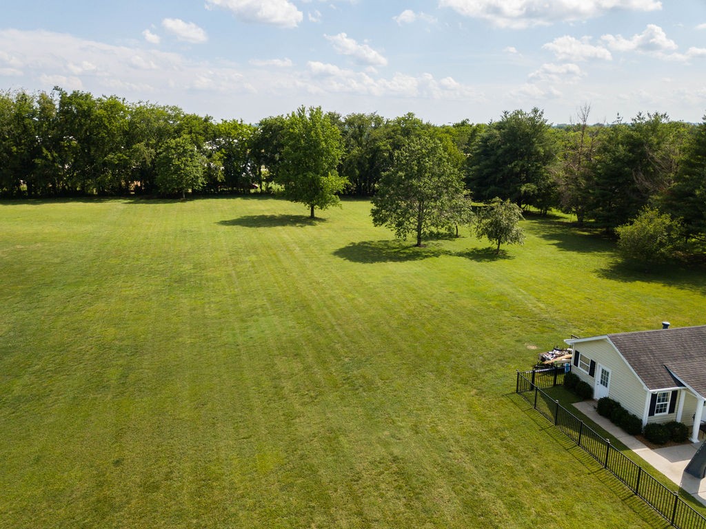 205 Spring Valley Road Hendersonville, TN 37075 - Photo 48 of 51 a view of a lake with houses