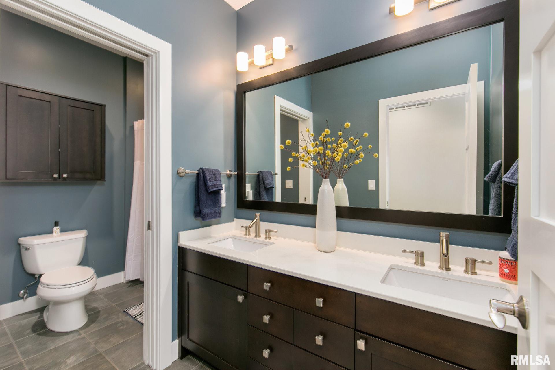 5885 Remington Road Bettendorf, IA 52722 - Photo 18 of 38 Gallery Image 18