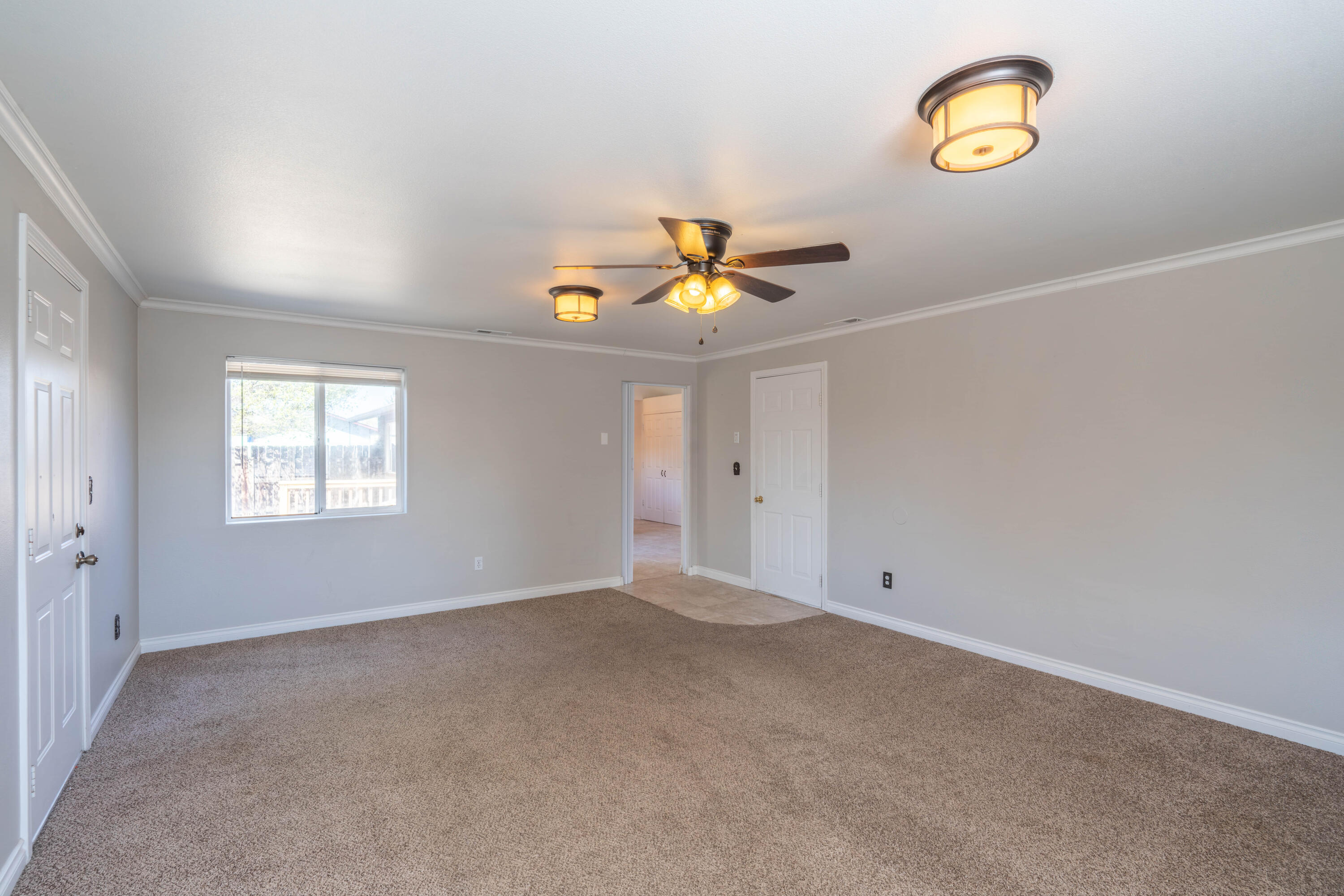 701 Southwest 23rd Street Redmond, OR 97756 - Photo 13 of 36 DSC02306-HDR