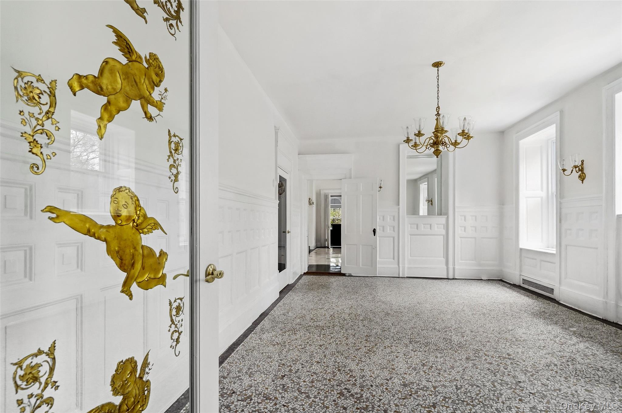 139 Scarborough Road Briarcliff Manor, NY 10510 - Photo 15 of 39