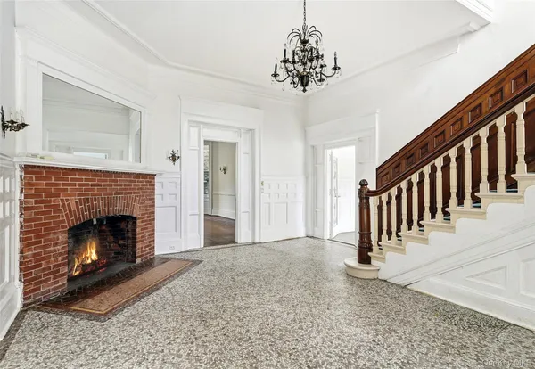 $1,995,000 | 139 Scarborough Road, Briarcliff Manor, NY 10510