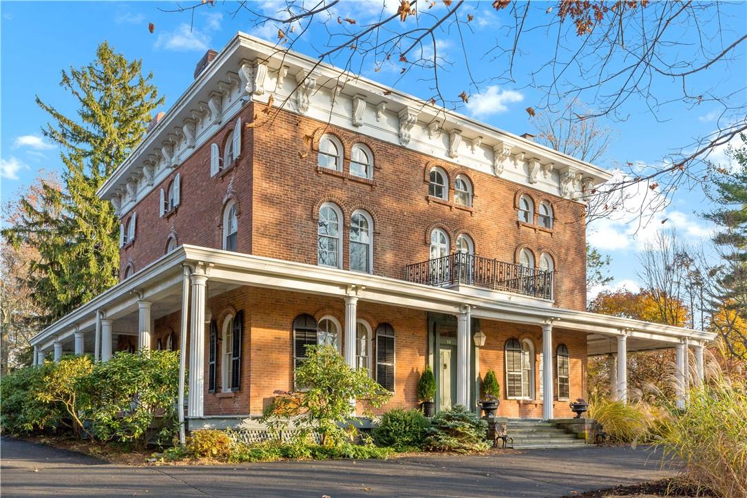 10 Robin Drive Ossining, NY 10562 - Photo 1 of 1 a front view of a building
