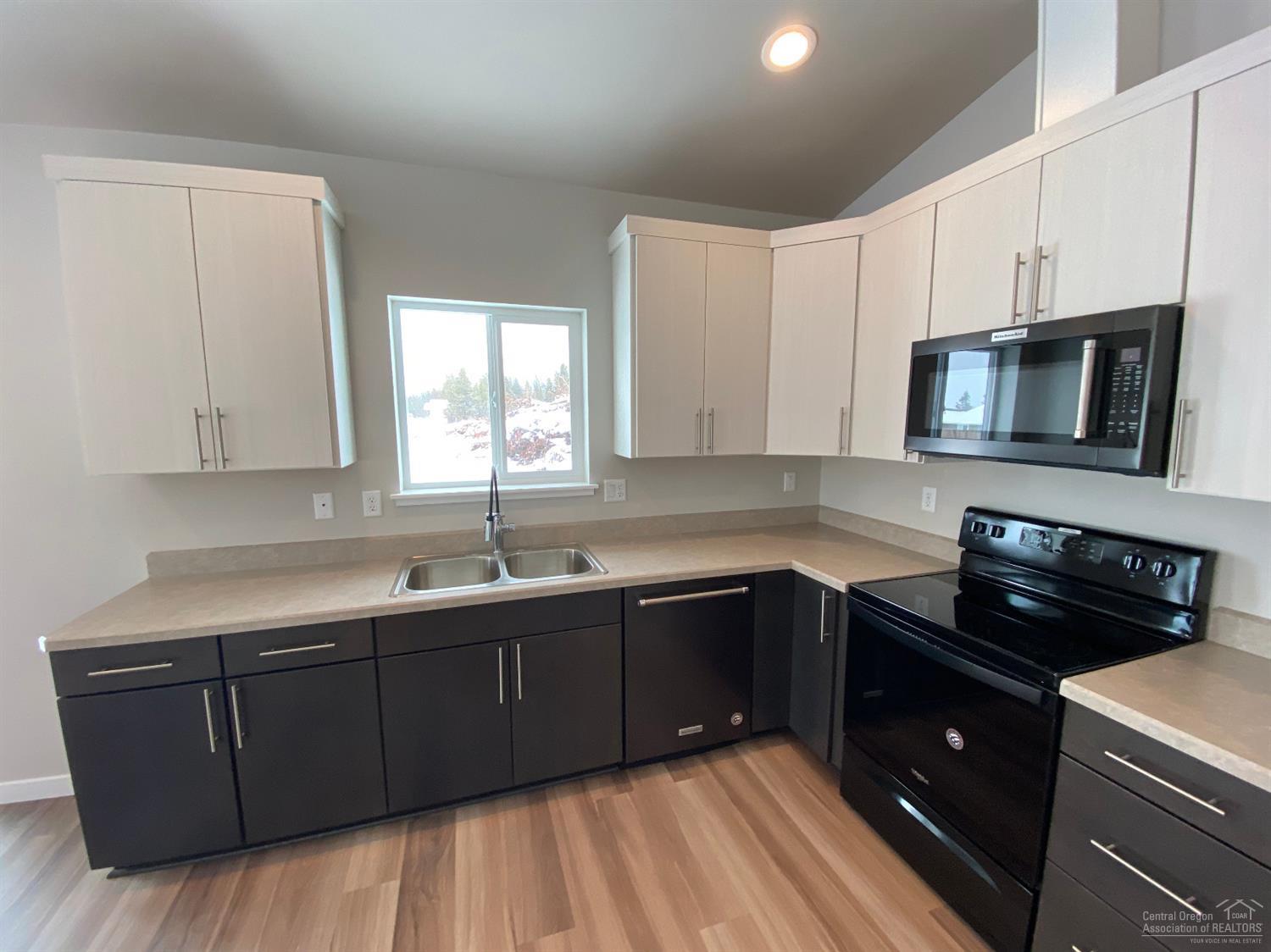 16443 Bassett Road La Pine, OR 97739 - Photo 4 of 24 Additional Photo