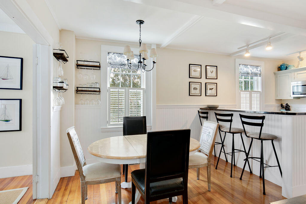 25 Shore Road, Unit A Ogunquit, ME 03907 - Photo 17 of 41 marathonrealty_24ashorerdogunquit_rs-018