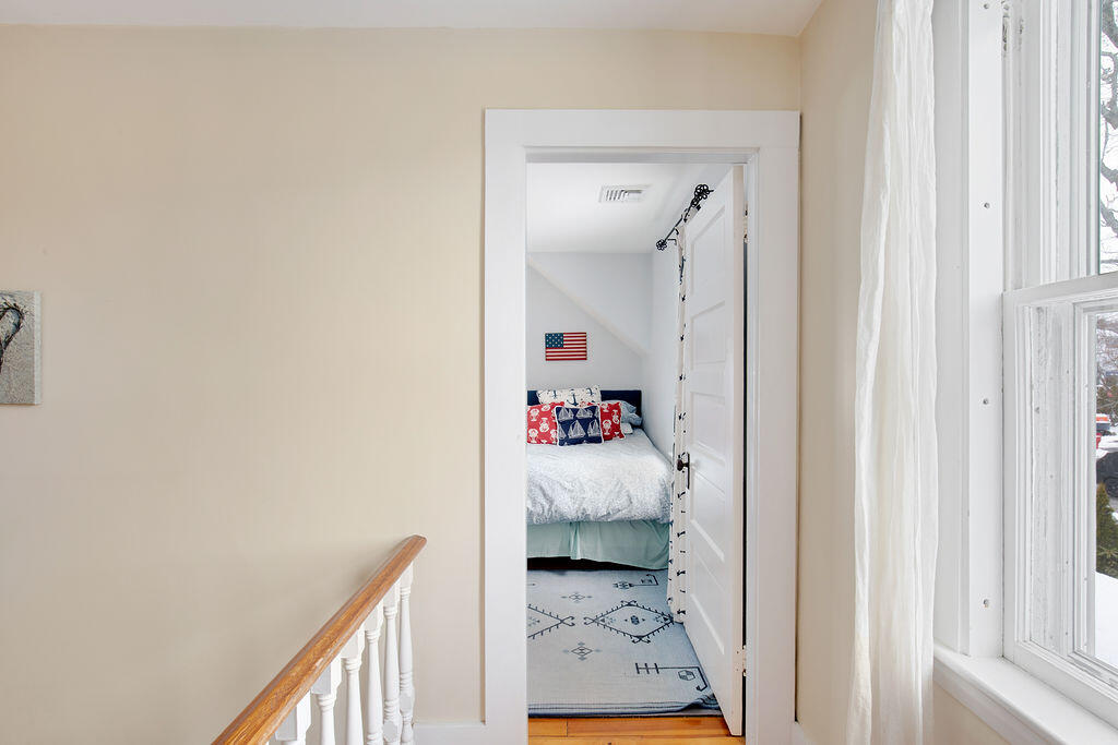 25 Shore Road, Unit A Ogunquit, ME 03907 - Photo 29 of 41 marathonrealty_24ashorerdogunquit_rs-034