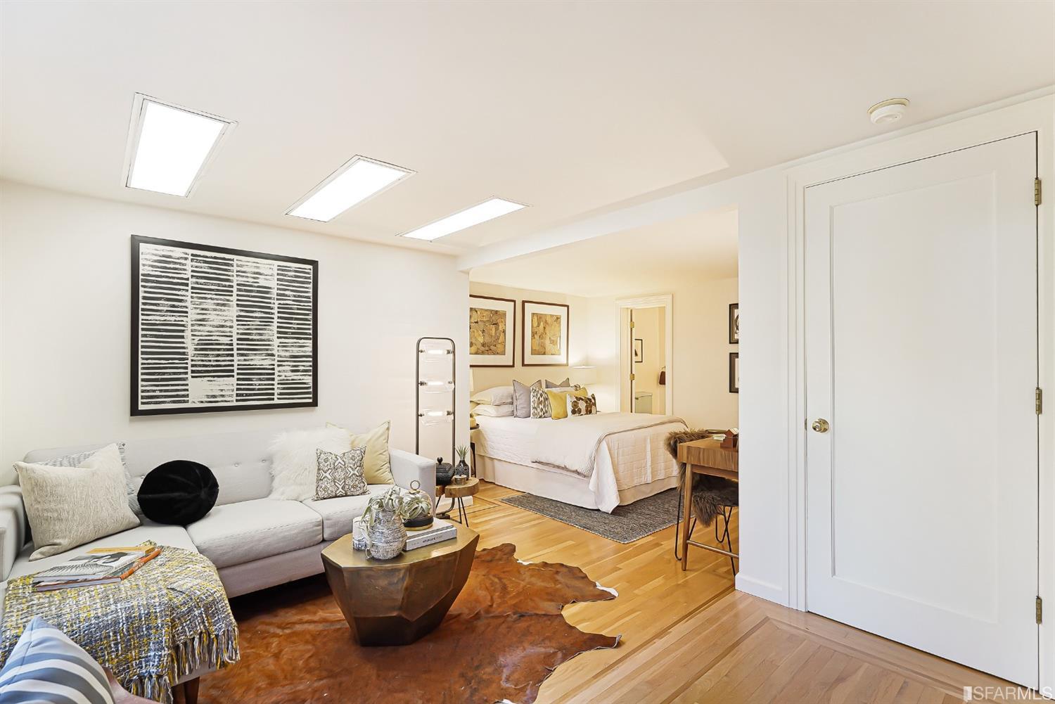 720 Waller Street San Francisco, CA 94117 - Photo 28 of 44 a living room with furniture and a window