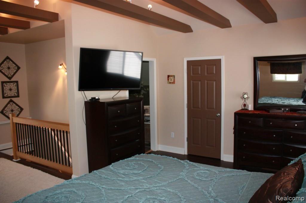 1642 Cambridge Road Berkley, MI 48072 - Photo 24 of 36 24.jpg