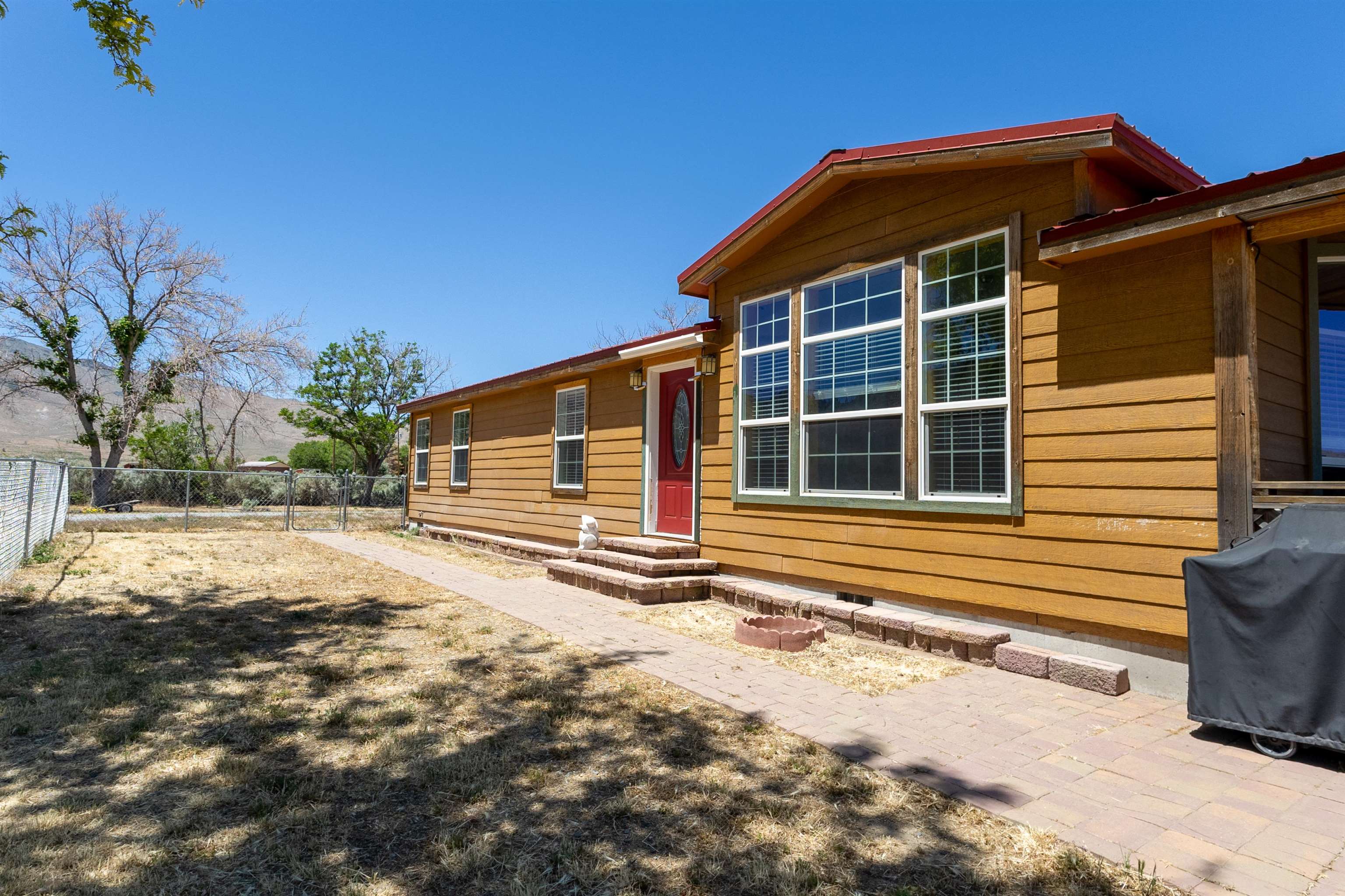 744-045 Pickens Road Doyle, CA 96109 - Photo 2 of 41