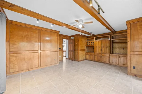 $215,000 | 20 Century Parkway, Neodesha, KS 66757