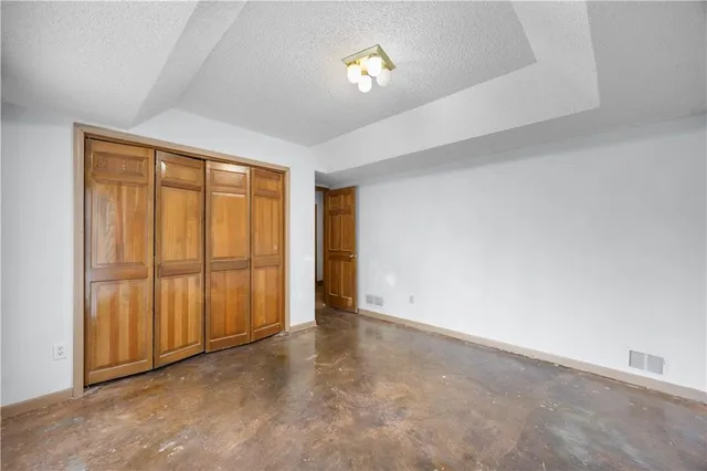 $240,000 | 20 Century Parkway, Neodesha, KS 66757