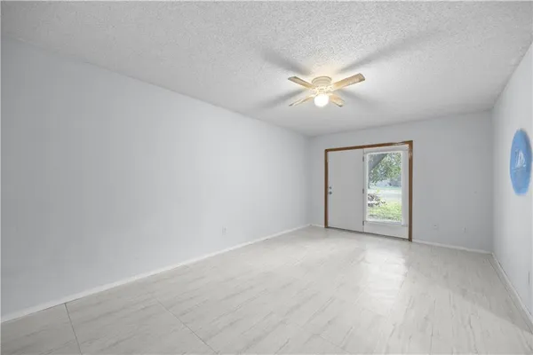 $215,000 | 20 Century Parkway, Neodesha, KS 66757