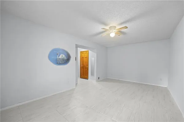 $215,000 | 20 Century Parkway, Neodesha, KS 66757