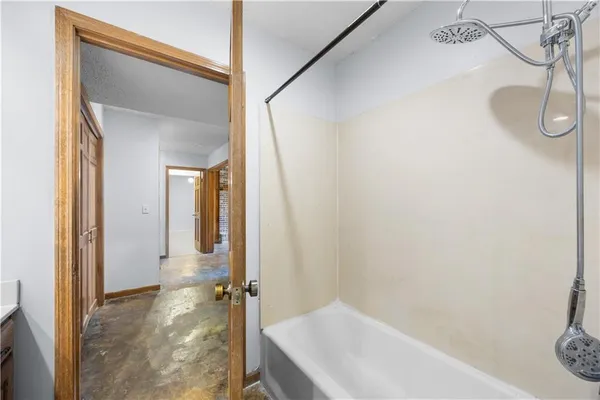 $215,000 | 20 Century Parkway, Neodesha, KS 66757