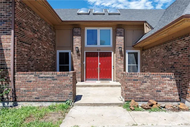 $240,000 | 20 Century Parkway, Neodesha, KS 66757
