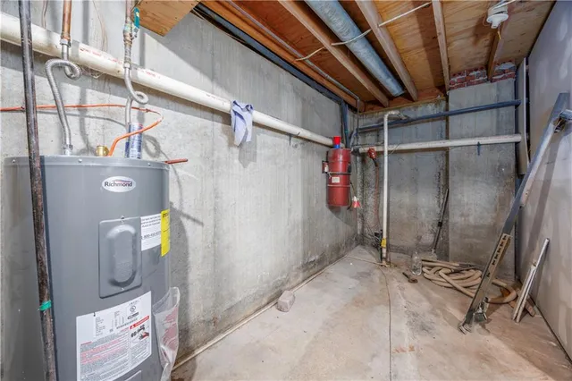 $240,000 | 20 Century Parkway, Neodesha, KS 66757