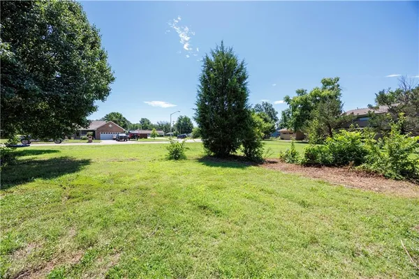 $215,000 | 20 Century Parkway, Neodesha, KS 66757