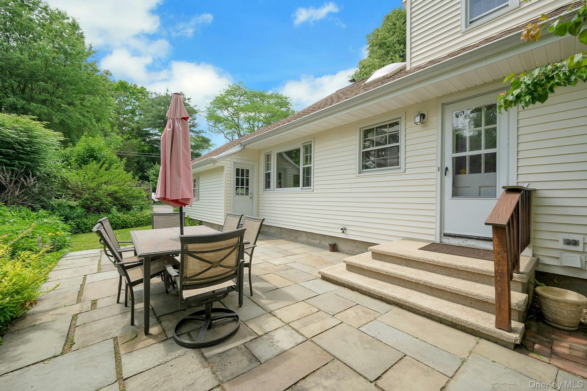 29 Old Orchard Road Rye Brook, NY 10573 - Photo 33 of 42