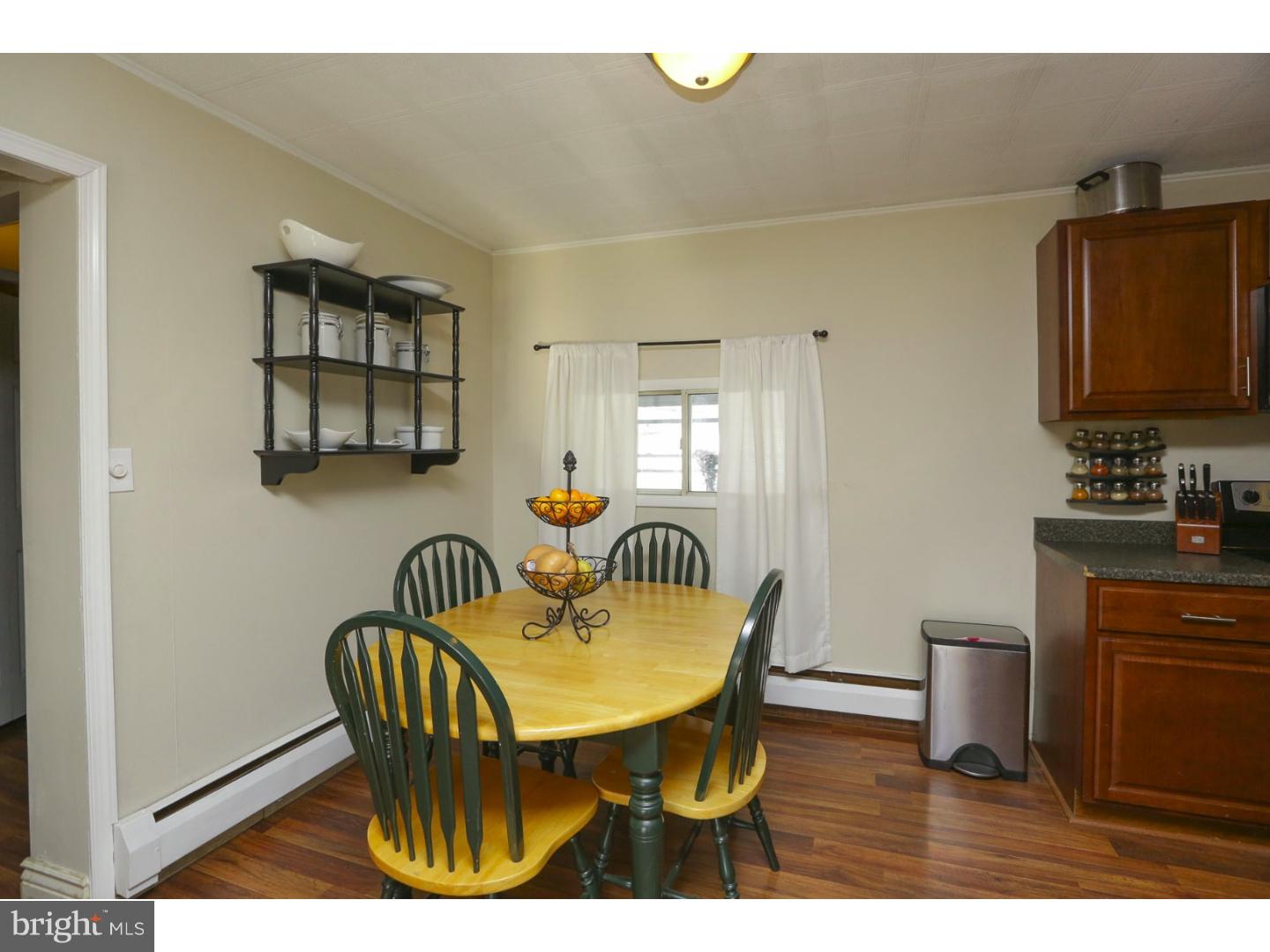 44 Merry Turn Road Levittown, PA 19056 - Photo 5 of 18 Gallery Image 5