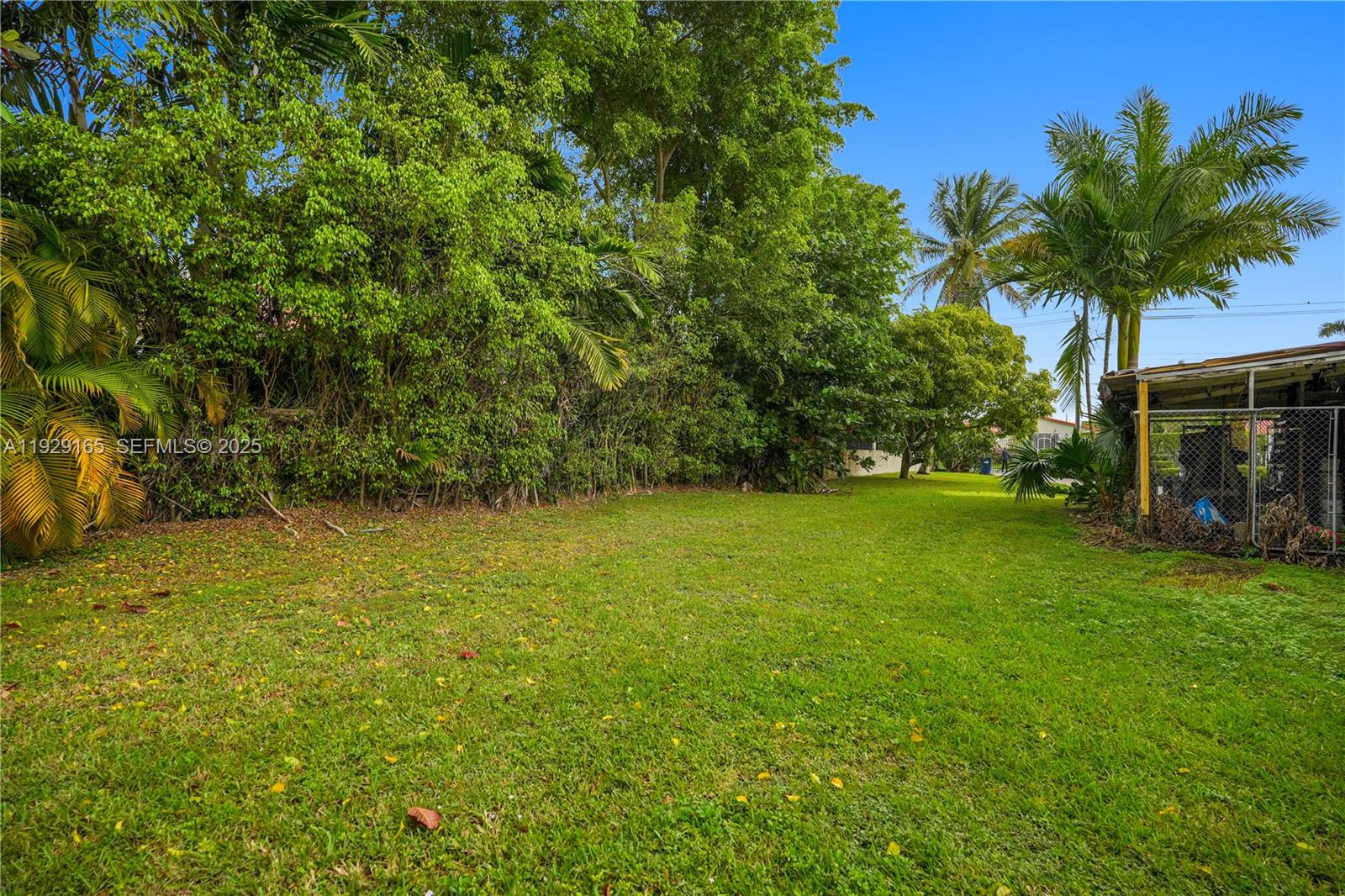 300 Southwest 123rd Avenue Miami, FL 33184 - Photo 36 of 37