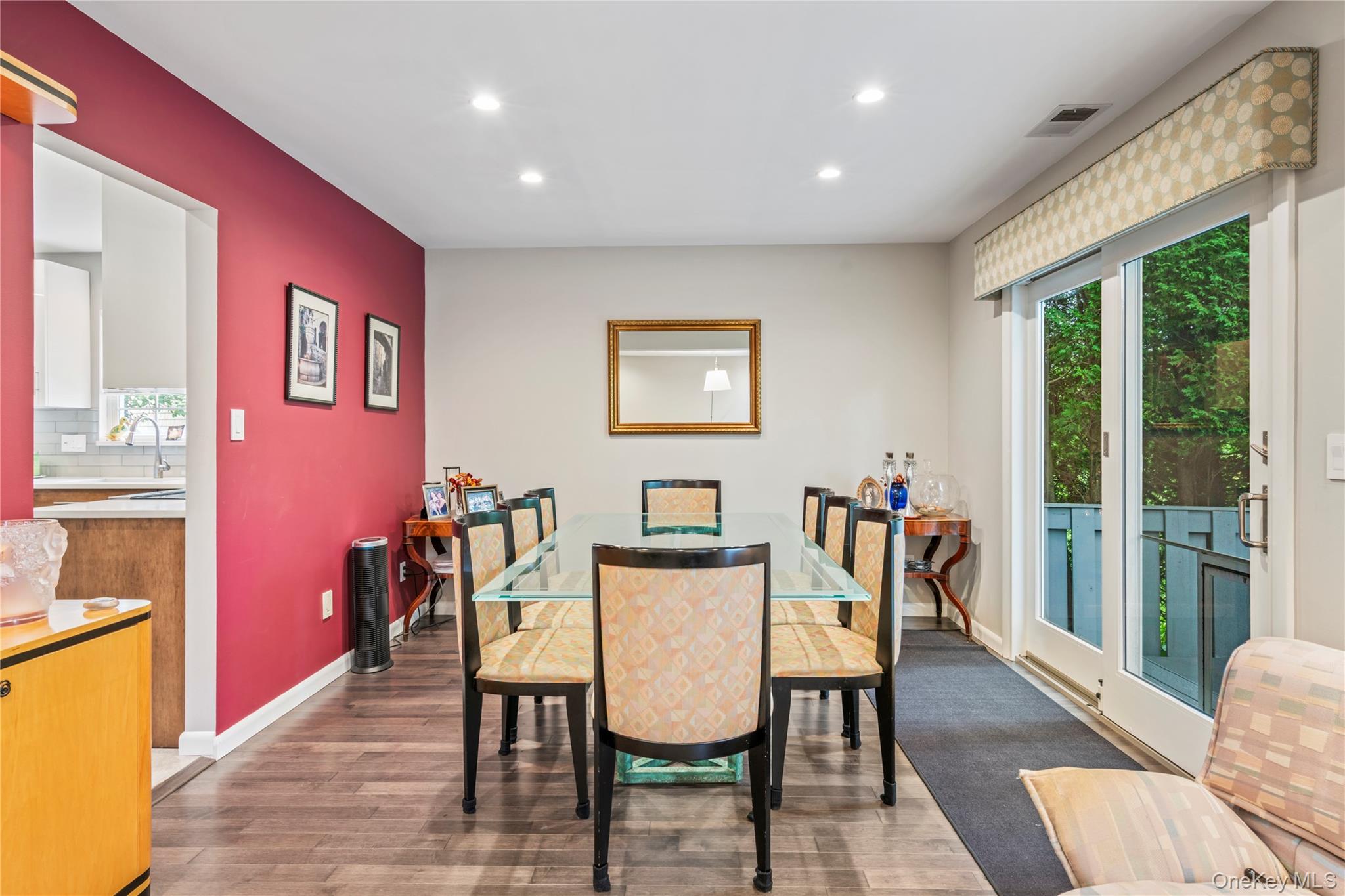 154 Hidden Ridge Drive Syosset, NY 11791 - Photo 7 of 34