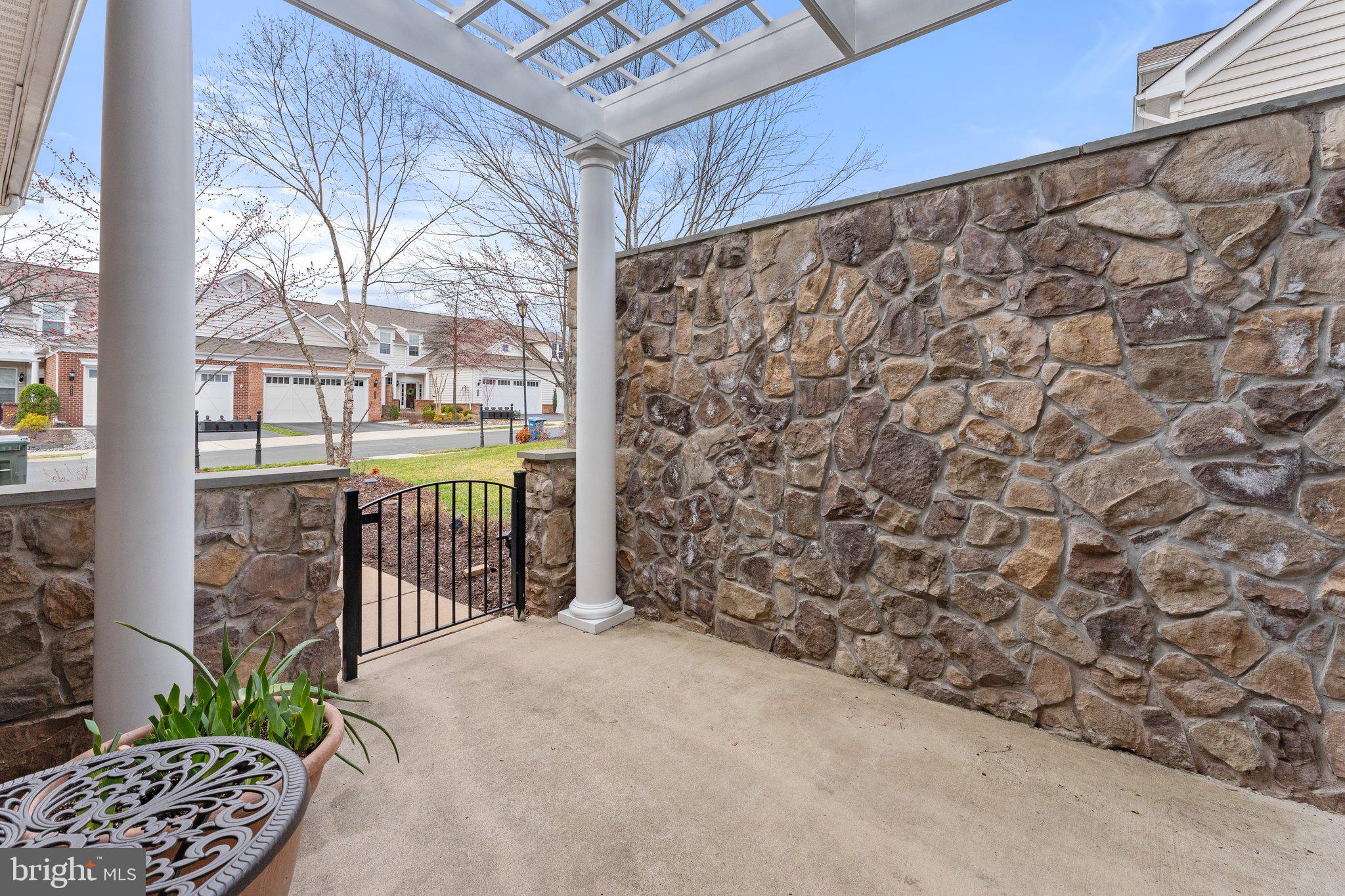 20462 Valley Falls Square Ashburn, VA 20147 - Photo 12 of 55