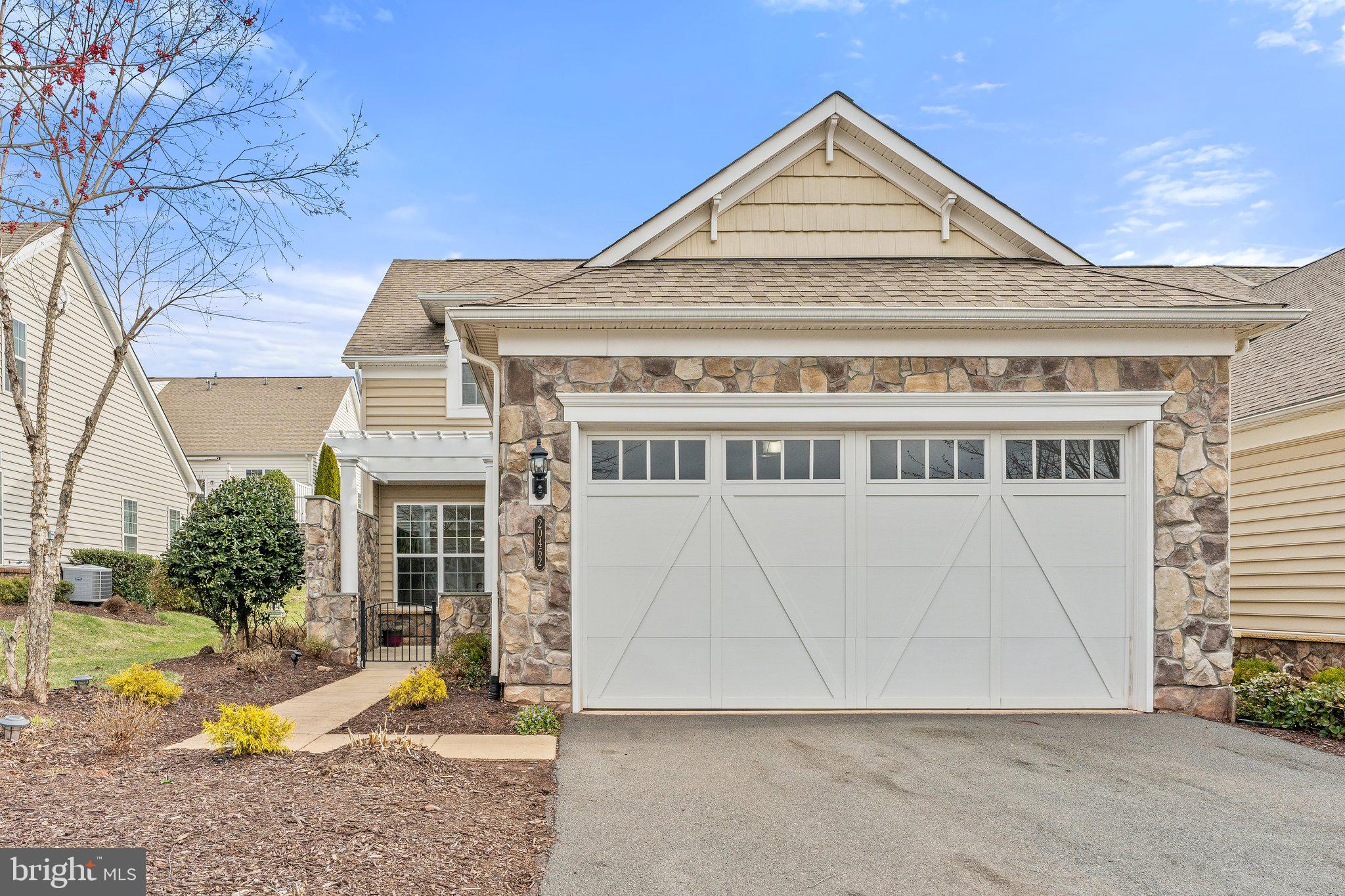 20462 Valley Falls Square Ashburn, VA 20147 - Photo 2 of 55