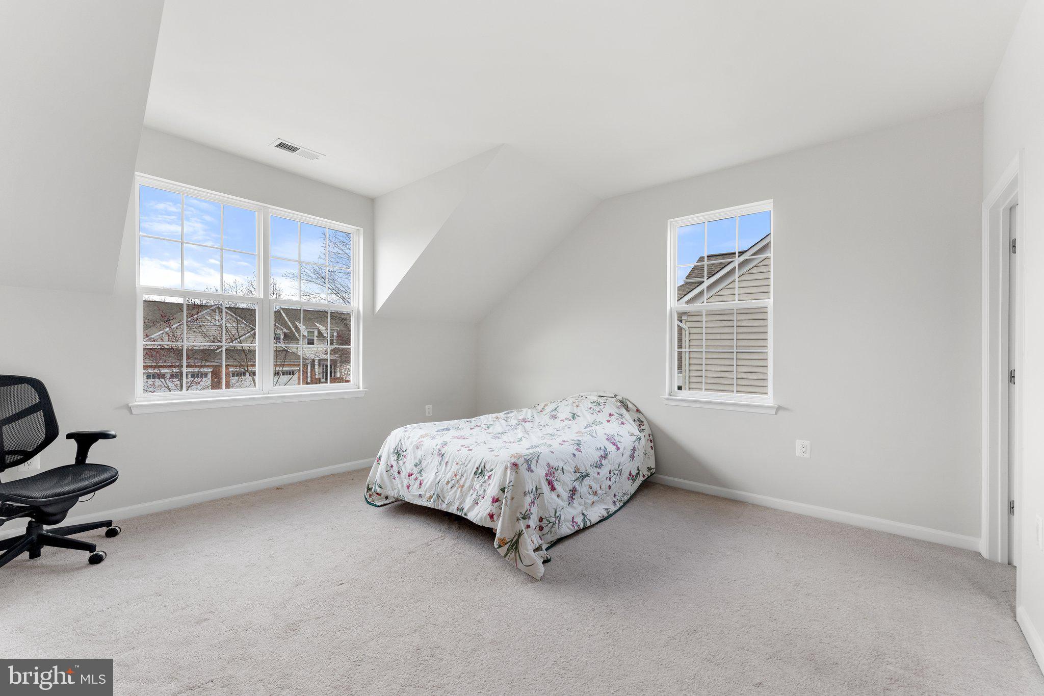 20462 Valley Falls Square Ashburn, VA 20147 - Photo 35 of 55 Bedroom 2