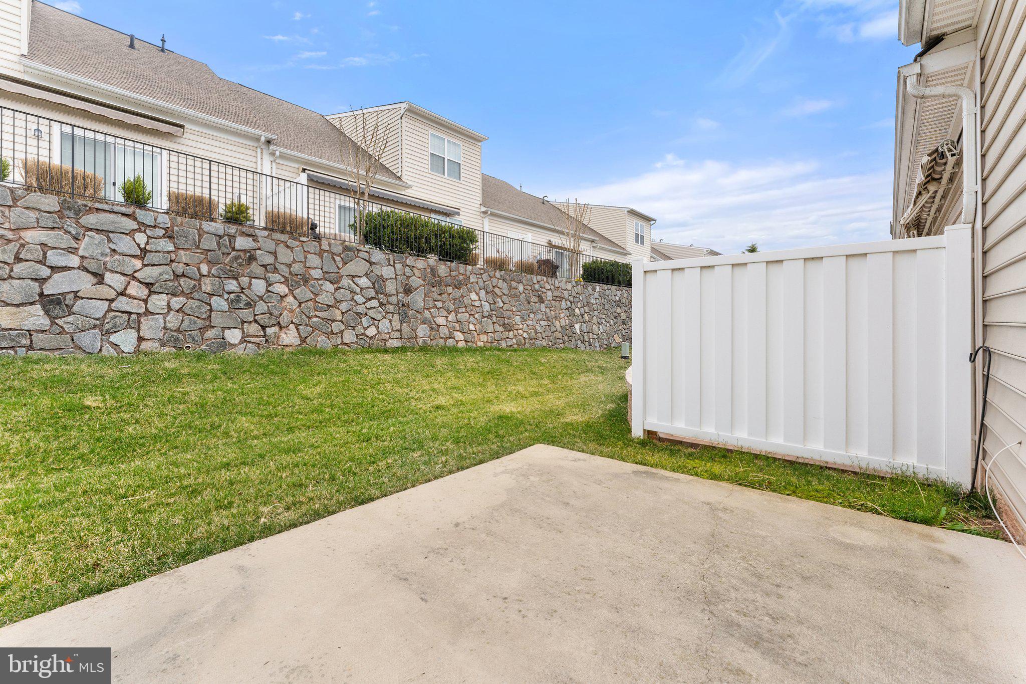 20462 Valley Falls Square Ashburn, VA 20147 - Photo 42 of 55