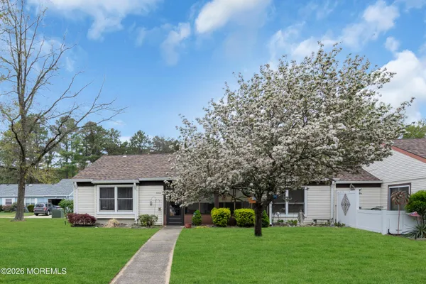 $265,000 | 684 A Friar Court, Manchester Township, NJ 08759