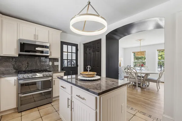 $597,000 | 17 Northern Oaks Drive, Gray, ME 04071