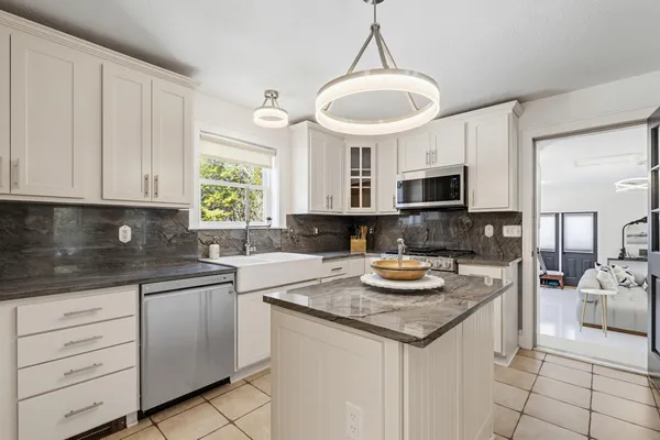 $597,000 | 17 Northern Oaks Drive, Gray, ME 04071