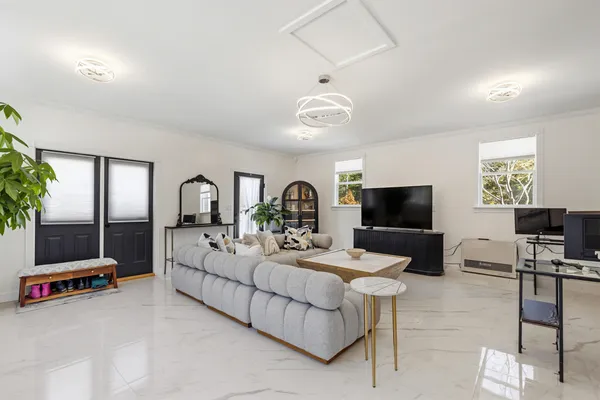 $597,000 | 17 Northern Oaks Drive, Gray, ME 04071