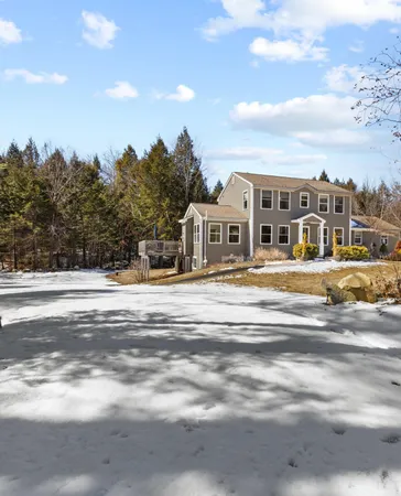 $575,000 | 17 Northern Oaks Drive, Gray, ME 04071