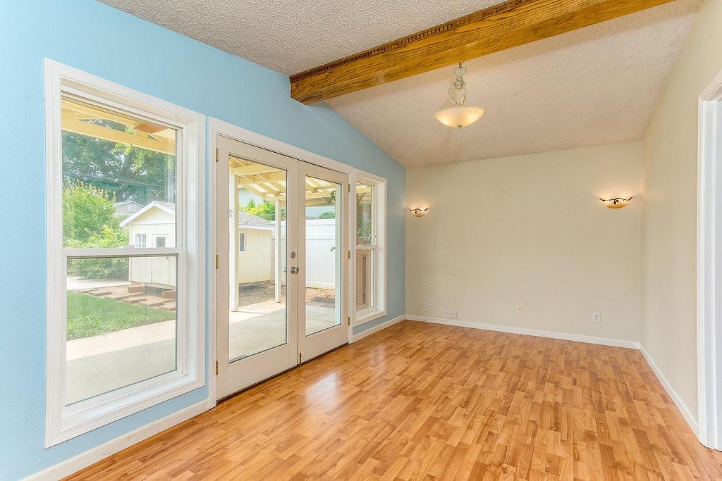 100 Windsor Way Central Point, OR 97502 - Photo 11 of 33 Additional Photo
