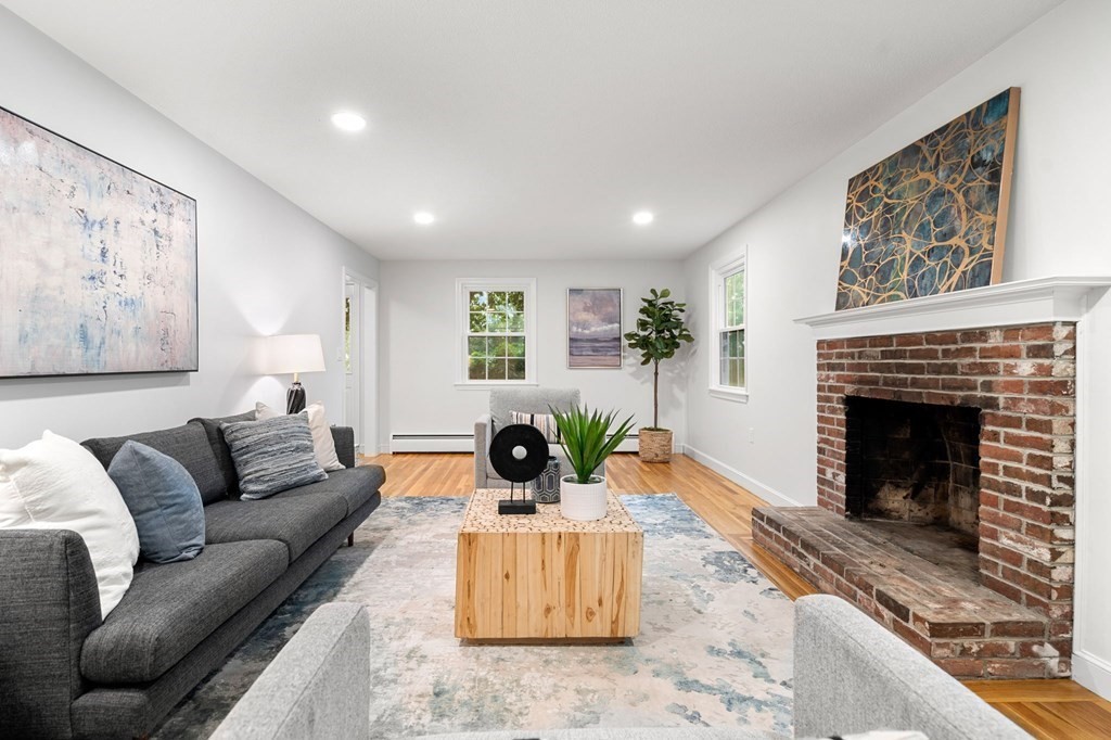 55 Greenwood Road Andover, MA 01810 - Photo 18 of 39 Gallery Image 18
