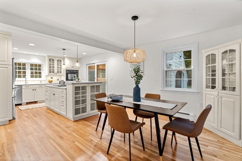 55 Greenwood Road Andover, MA 01810 - Photo 2 of 39 Gallery Image 2