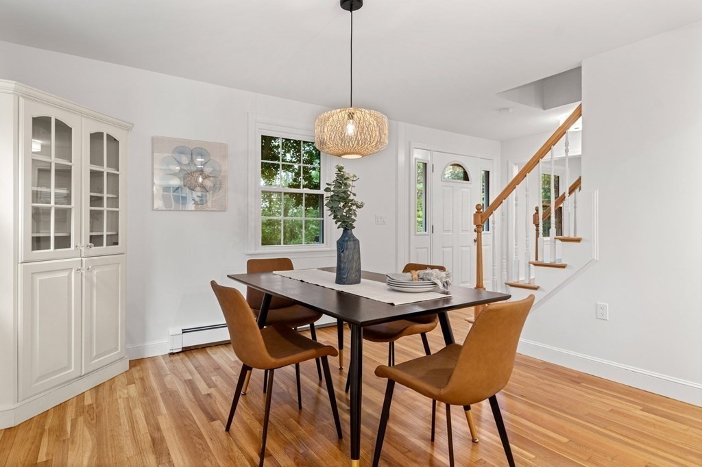 55 Greenwood Road Andover, MA 01810 - Photo 3 of 39 Gallery Image 3