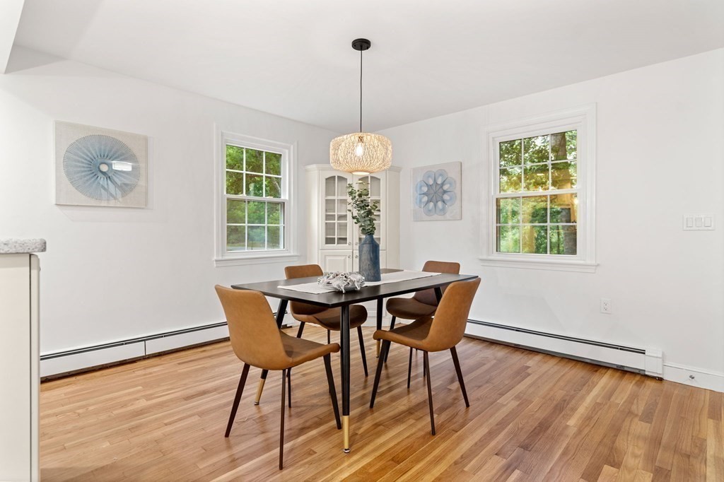 55 Greenwood Road Andover, MA 01810 - Photo 4 of 39 Gallery Image 4