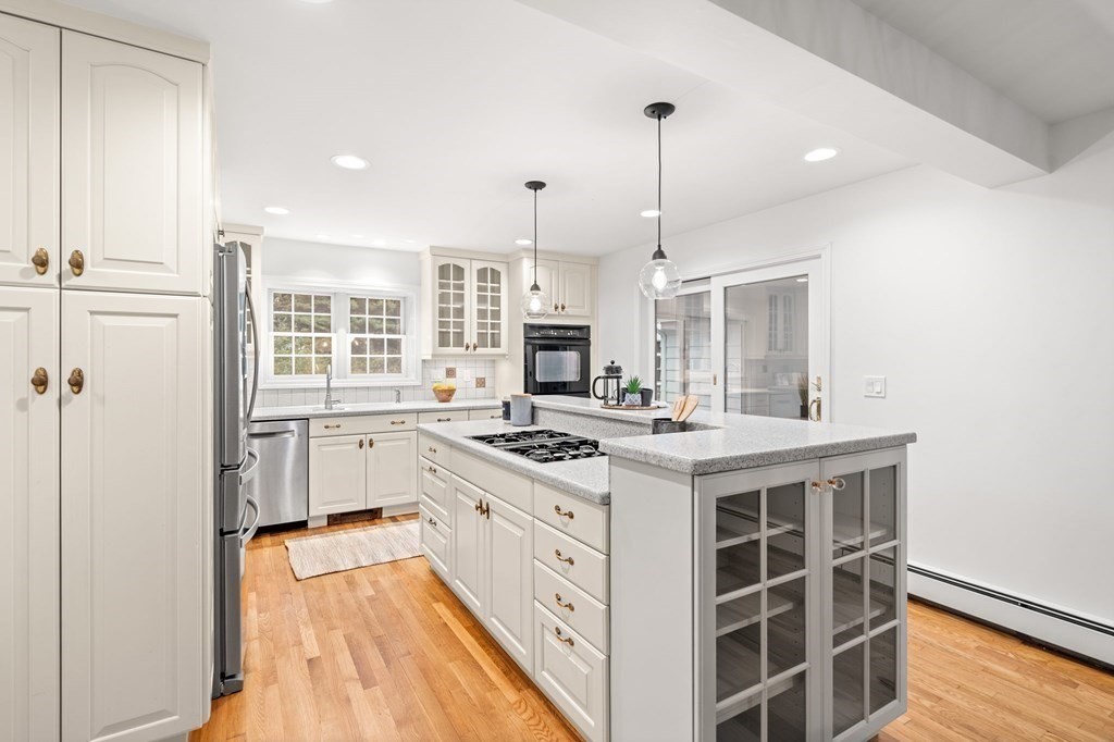 55 Greenwood Road Andover, MA 01810 - Photo 10 of 39 Gallery Image 10